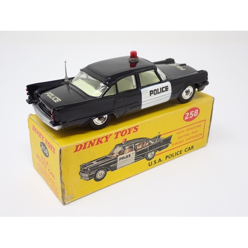 1194 - A boxed Dinky Toys No.258 U.S.A. Police Car