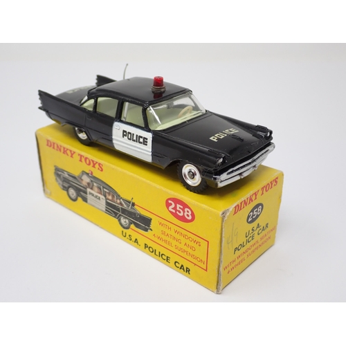 1194 - A boxed Dinky Toys No.258 U.S.A. Police Car