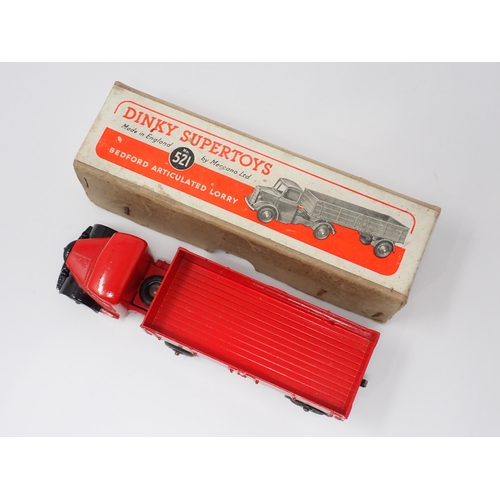 1197 - A boxed Dinky Toys No.521 red Bedford Articulated Lorry