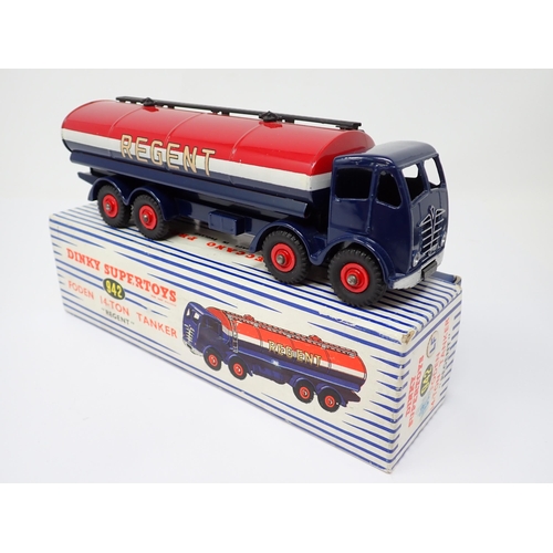 1198 - A boxed Dinky Supertoys No.942 'Regent' Foden 14-Ton Tanker