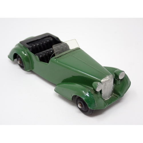 1230 - An unboxed Dinky Toys No.38D green Alvis