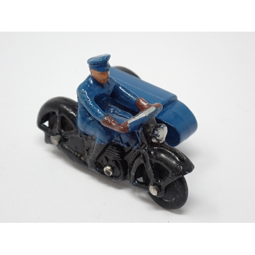 1246 - A Dinky Toys No.43B RAC Patrol Motorcycle