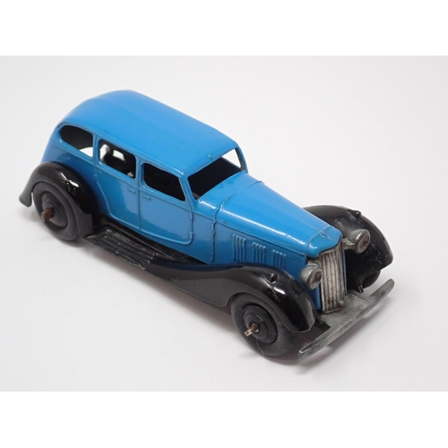 1247 - A Dinky Toys No.36A blue and black Armstrong-Siddeley