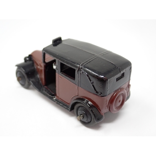 1248 - A Dinky Toys No.36G maroon and black Taxi