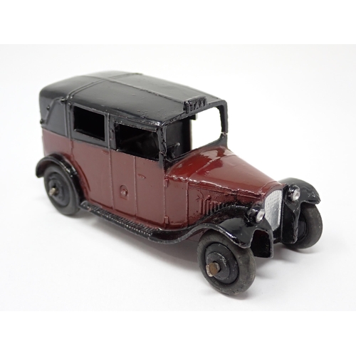 1248 - A Dinky Toys No.36G maroon and black Taxi