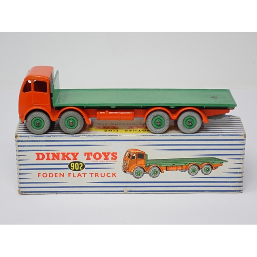 1250 - A boxed Dinky Toys N0.902 orange and green 2nd type Foden Flat Truck