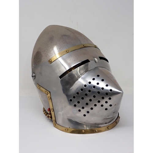 1333 - A 20th Century re-enactment Medieval style Hounskull Pig-Face Bascinet Helmet