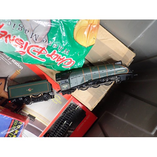 1292 - Two boxes of Hornby 00 gauge boxed buildings and lineside apparatus including Turntable, Country Sta... 