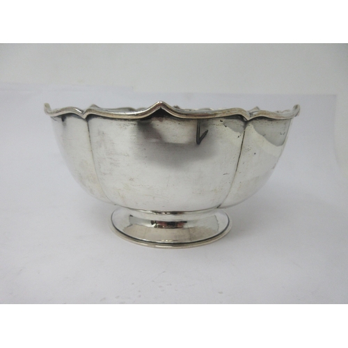 119 - A Chinese silver shaped circular Bowl on pedestal base, 6in diam, 285gms