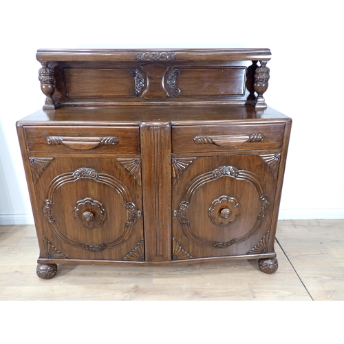 253 - An oak draw leaf Dining Table 3ft 3in W x 2ft 6in H, four Dining Chairs and a Sideboard