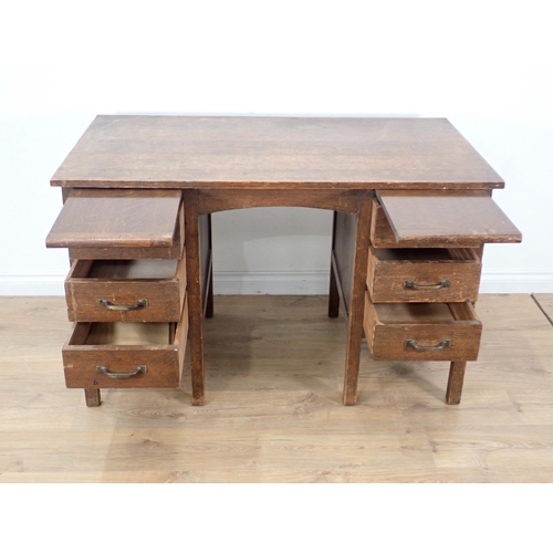 284 - An oak 'The Globe-Wernicke Co' kneehole Desk fitted six drawers 4ft W x 2ft 6in H x 2ft 3 in D