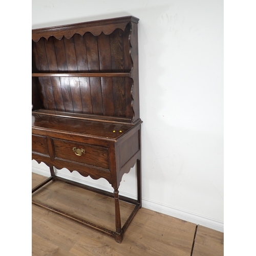 623 - An oak Dresser and Rack fitted two frieze drawers 5ft 5in H x 4ft 1in W