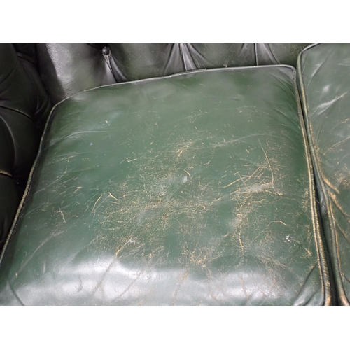 331 - A green leather button upholstered Chesterfield Sofa 5ft 2in W x 2ft 4in H