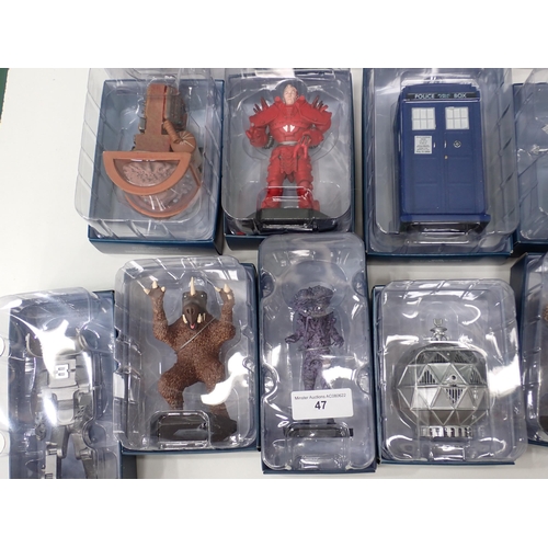 47 - Sixteen boxed Doctor Who Collector's Models including Drathro, Aggedor, Biomechanoid, etc.