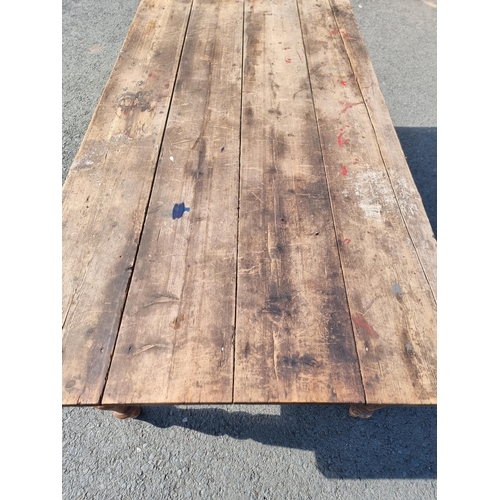 552 - A pine scrub top Farmhouse Table, fitted frieze drawer and on baluster turned supports, 6ft 9in L x ... 