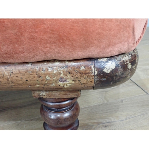 555 - A Victorian button upholstered on the Chaise Longue with turned supports