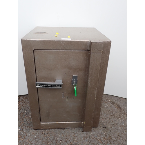 715 - A Stratford Standfast Safe with key, 1ft 11in H x 1ft 5in W x 1ft 5in deep