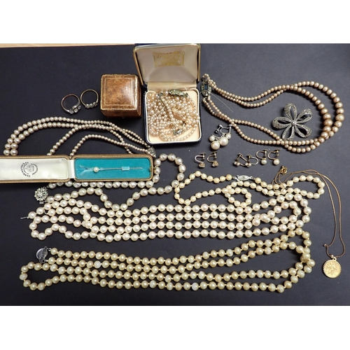 122 - A Collection of Simulated Pearls, Paste Set Rings, Marcasite Brooch, Stick Pin, Simulated Pearl and ... 