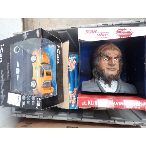 35 - A boxed Star Trek Klingon Savings Bank, a boxed i-Car, ET Model and other Collector's Models