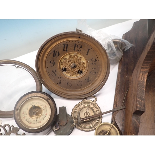 827 - Box of antique Clock Movements