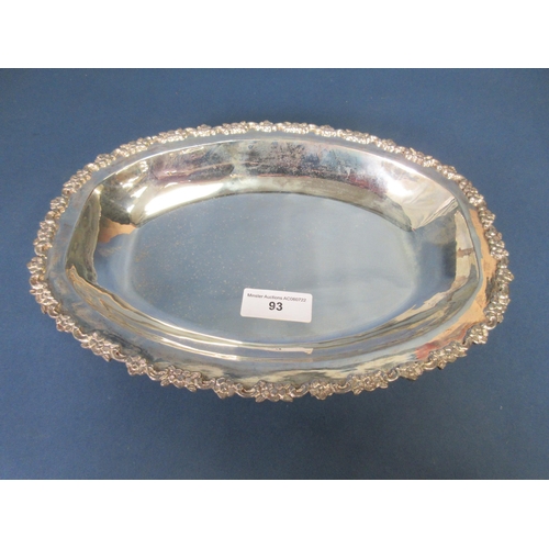 93 - An Indian sterling silver oval Dish with foliate border and presentation inscription, 550 gms, 11 x ... 