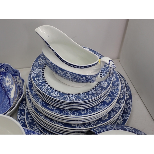 392 - An unmarked Part blue and white Dinner Service, three blue and white Jugs A/F, a spode blue and whit... 