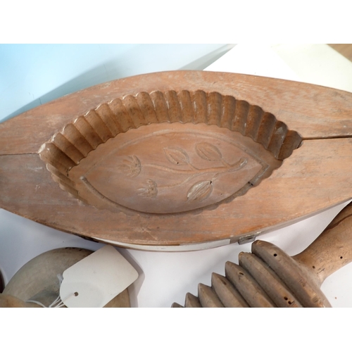 603 - Two boxes of Butter Moulds, sycamore treen Bowl, Rolling Pin, plated Card Tray, Franklin Heirloom Do... 