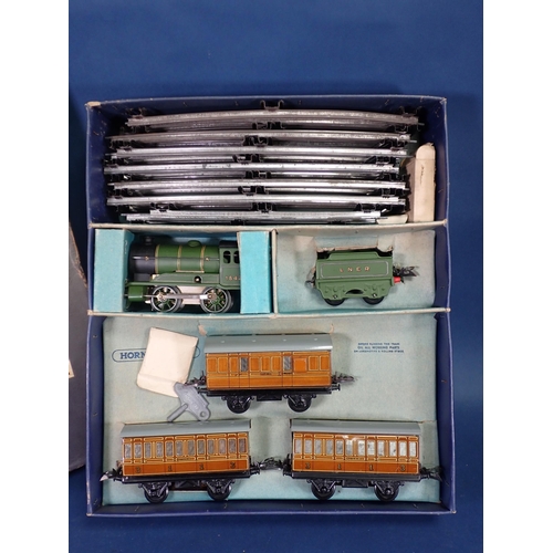 1131 - A boxed Hornby 0 gauge clockwork No.501 Passenger Set with literature and key.