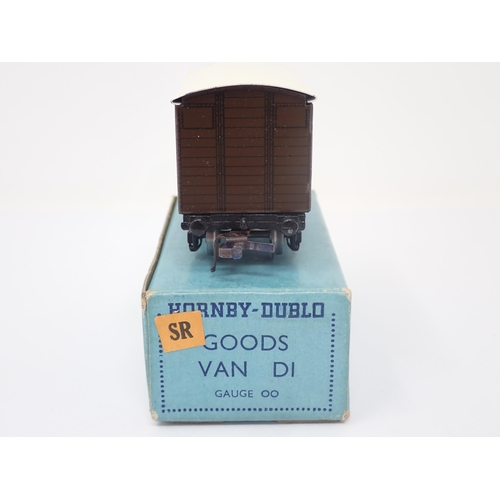 1019 - A Hornby-Dublo D1 SR Goods Van, mint in box 9/48. Goods van in mint condition, I don't believe this ... 