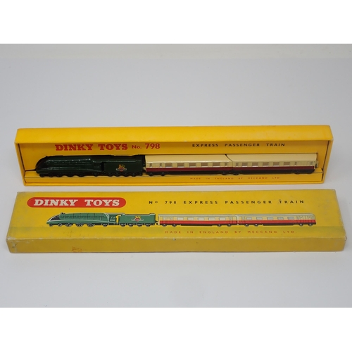 1028 - A boxed Dinky Toys No.978 Express Passenger Train, mint with superb box. Model in mint condition, bo... 