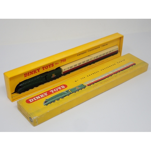 1028 - A boxed Dinky Toys No.978 Express Passenger Train, mint with superb box. Model in mint condition, bo... 