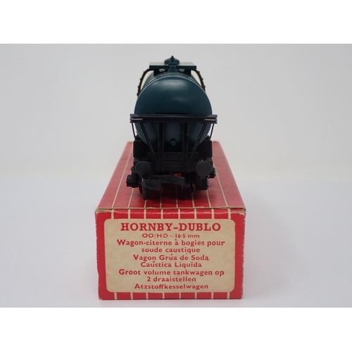 1031 - A boxed Hornby-Dublo No.4685 Caustic Liquor Bogie Wagon, unused. Wagon in mint condition showing no ... 