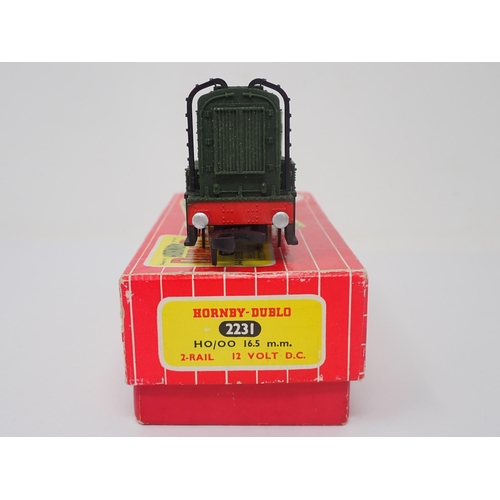 1034 - A boxed Hornby-Dublo No.2231 0-6-0 Diesel Shunter, mint condition. Model appears unused, box in exce... 