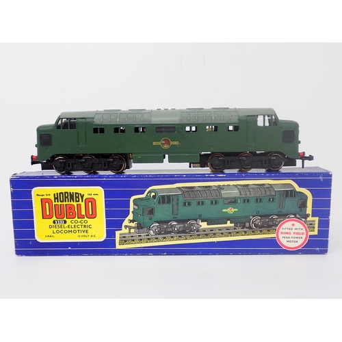 1035 - A boxed Hornby-Dublo 3-rail No.3232 Co-Co Diesel-Electric Locomotive. Locomotive in mint condition, ... 