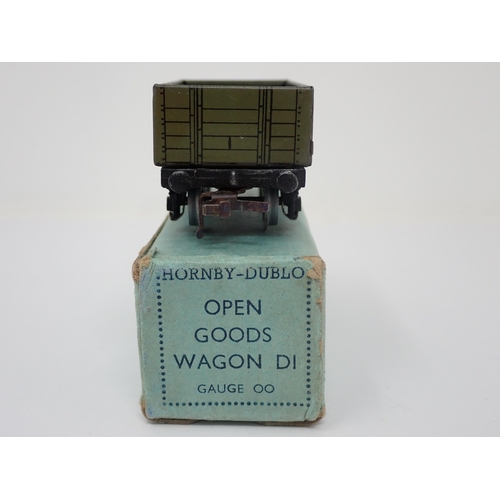 1043 - A boxed Hornby-Dublo D1 G.W.R. Open Goods Wagon. Model in mint condition, box in good condition plus... 