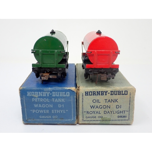 1045 - An early boxed Hornby-Dublo D1 'Royal Daylight' Tanker and a boxed D1 'Power Ethyl' Tanker. Both tan... 