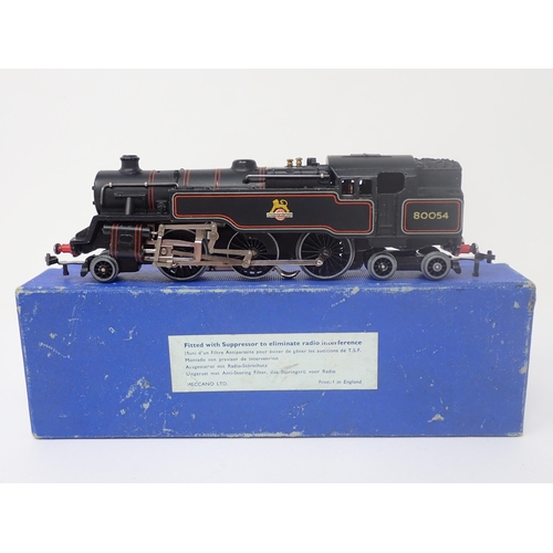 1052 - A rare early boxed Hornby-Dublo 3-rail EDL18 2-6-4T Locomotive. Early production 2-6-4T with correct... 