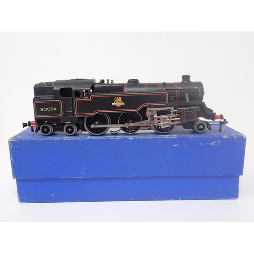 1052 - A rare early boxed Hornby-Dublo 3-rail EDL18 2-6-4T Locomotive. Early production 2-6-4T with correct... 