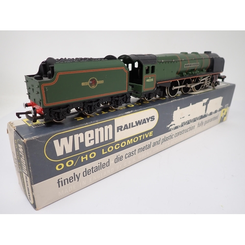 1074 - A boxed Wrenn 00 gauge W2228 'City of Birmingham' in BR green livery. Near mint condition, appears u... 