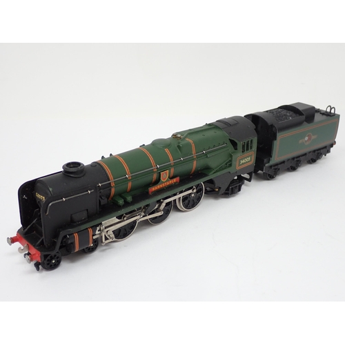 1078 - A boxed Hornby-Dublo 2-rail West Country 'Barnstaple' Locomotive and a boxed No.2218 2-6-4T Locomoti... 