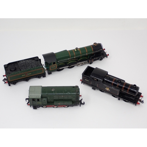 1091 - An unboxed Hornby-Dublo 3-rail LT20 'Bristol Castle' Locomotive VG-Exc, an unboxed EDL7 0-6-2T GC, a... 