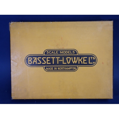 1105 - A boxed Basset-Lowke No.754/6 0 gauge 3-rail 'Prince Charles' Passenger Set. Excellent condition, bo... 