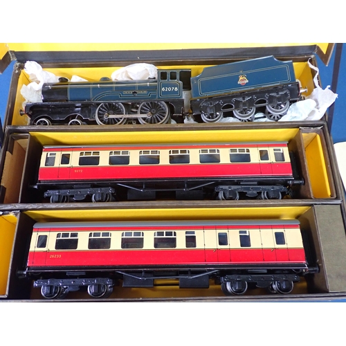 1105 - A boxed Basset-Lowke No.754/6 0 gauge 3-rail 'Prince Charles' Passenger Set. Excellent condition, bo... 