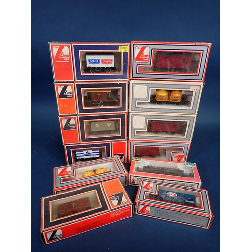 1143 - Twelve boxed Lima and Life-Like Trains 00 gauge Wagons