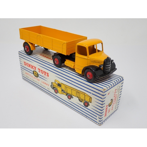 1151 - A boxed Dinky Toys yellow Articulated Lorry