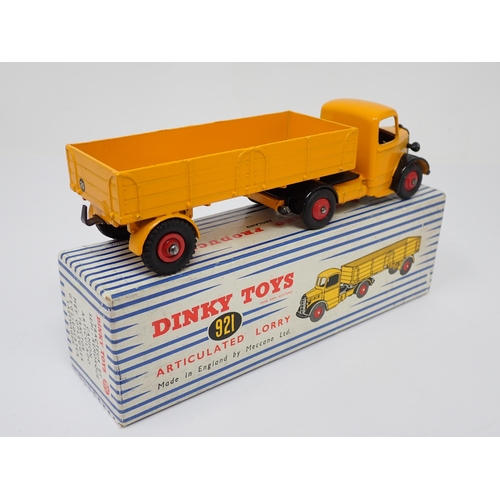 1151 - A boxed Dinky Toys yellow Articulated Lorry