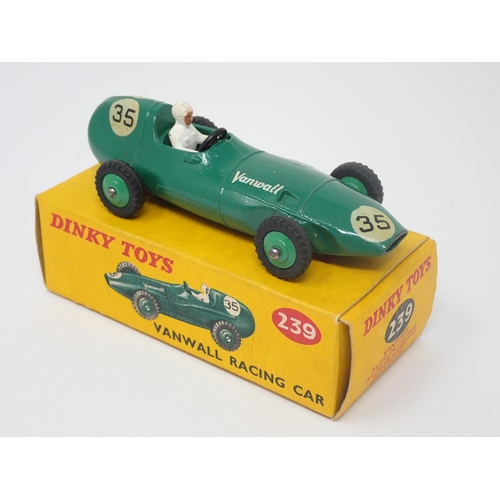 1163 - A boxed Dinky Toys No.239 Vanwall Racing Car