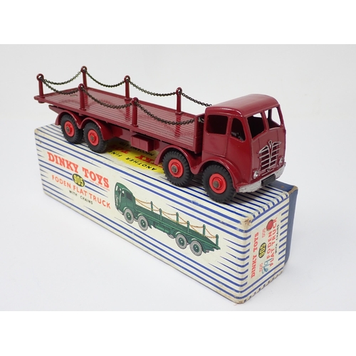 1164 - A boxed Dinky Toys No.905 maroon Foden chain side Flat Truck