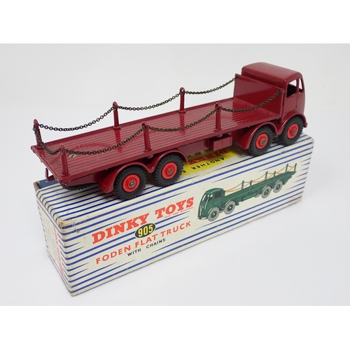 1164 - A boxed Dinky Toys No.905 maroon Foden chain side Flat Truck