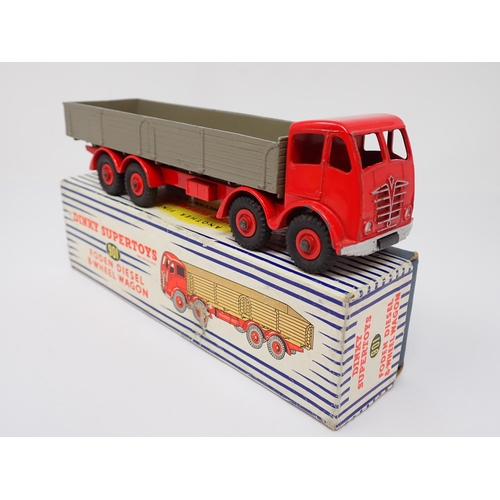 1184 - A boxed Dinky Supertoys No.901 red and grey Foden 8-wheel Wagon